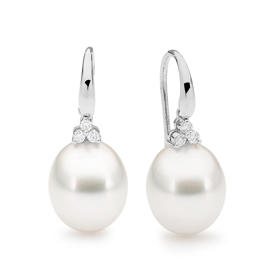 Trefoil pearl earrings jewellery stores perth perth jewellery stores australian jewellery designers online jewellery shop perth jewellery shop jewellery shops perth perth jewellers jewellery perth jewellers in perth diamond jewellers perth bridal jewellery australia pearl jewellery australian pearls diamonds and pearls perth