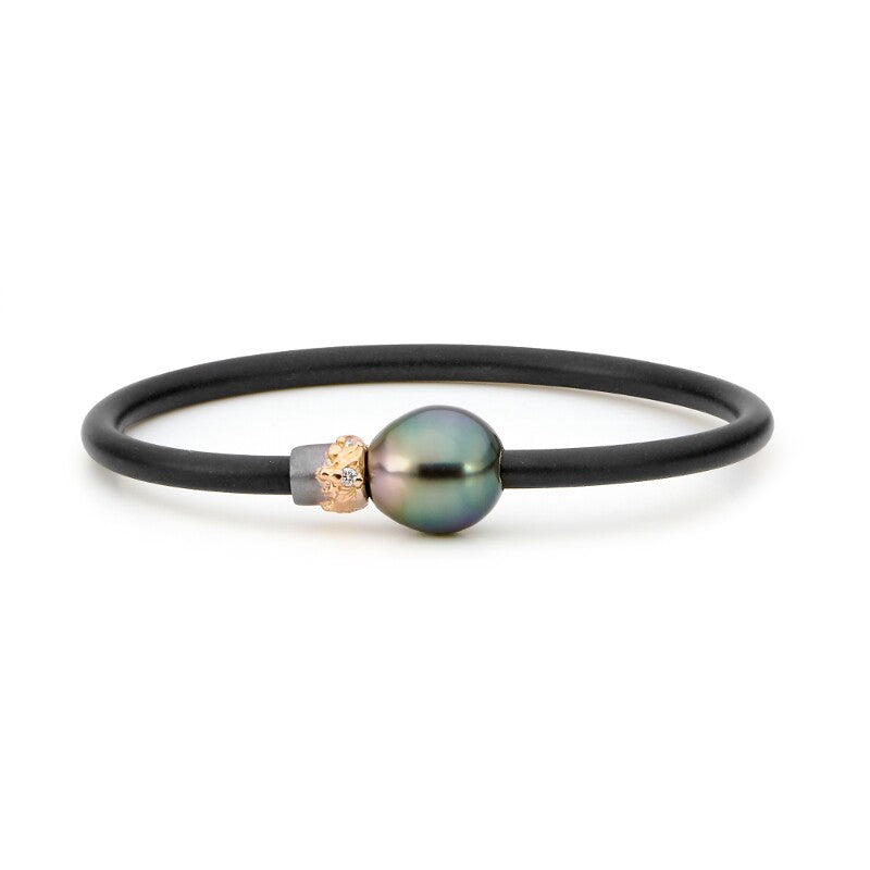 18ct Rose Gold Molten Tahitian Neoprene Bangle Gold Bangles Perth jewellery stores perth perth jewellery stores australian jewellery designers online jewellery shop perth jewellery shop jewellery shops perth perth jewellers jewellery perth jewellers in perth diamond jewellers perth