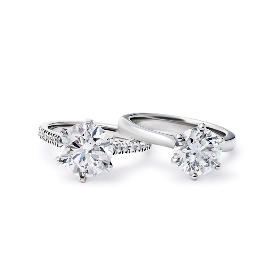 'Lumiere' engagement ring