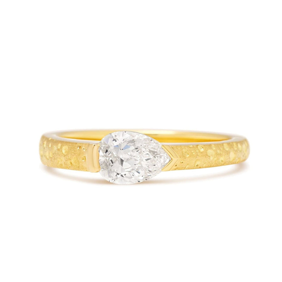 'Low Horizon' diamond ring