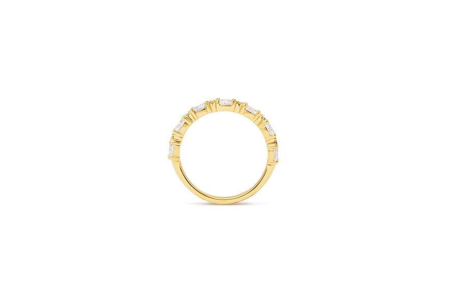 Oval and Round diamond band