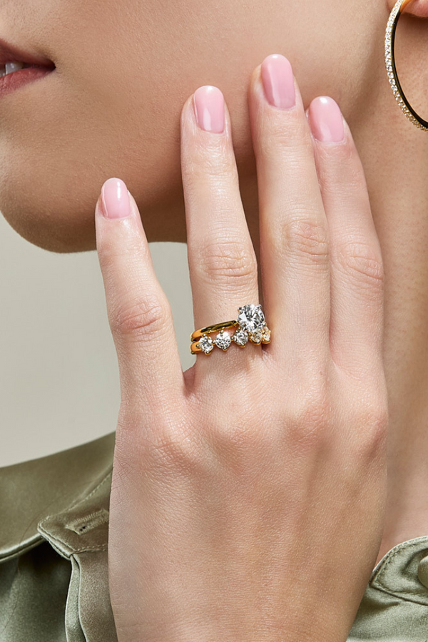 'Lumia' 1.00ct Claw Set Cardinal Diamond Band
